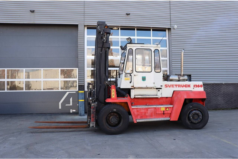 Svetruck 1260-30 - Mašina za kontejenere: slika 1 Svetruck 1260-30 - Mašina za kontejenere: slika 1