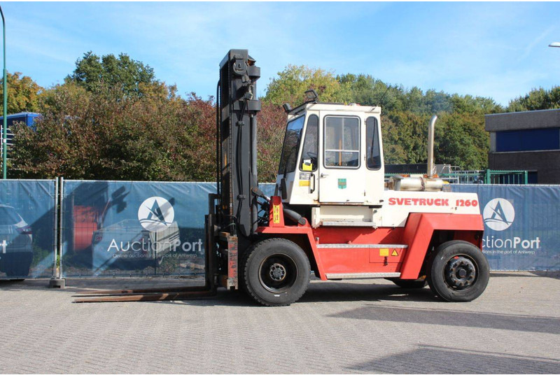 Svetruck 1260-30 - Dizel viljuškar: slika 1 Svetruck 1260-30 - Dizel viljuškar: slika 1