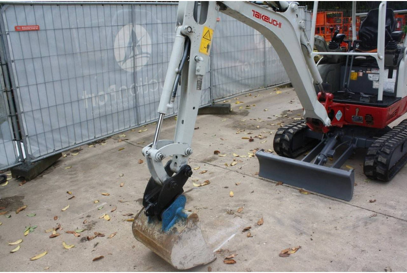 Takeuchi TB216 - Mini bager: slika 4 Takeuchi TB216 - Mini bager: slika 4