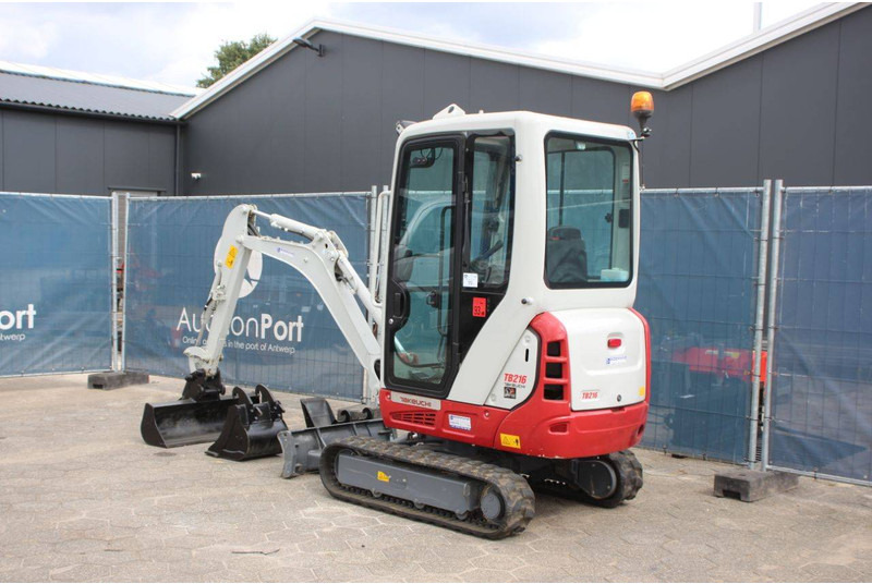 Takeuchi TB216 - Mini bager: slika 3 Takeuchi TB216 - Mini bager: slika 3