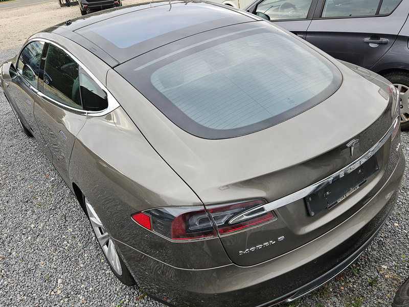 Tesla Model S _ 85 D - Limuzina: slika 3 Tesla Model S _ 85 D - Limuzina: slika 3