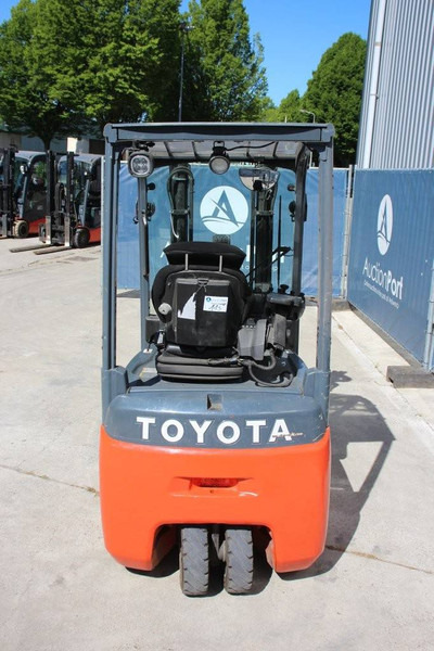 Toyota 8FBE16T - Električni viljuškar: slika 4 Toyota 8FBE16T - Električni viljuškar: slika 4