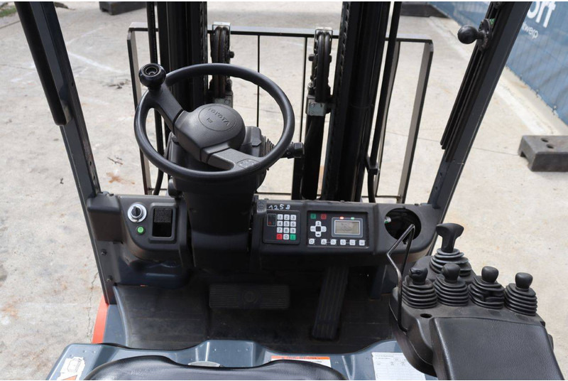 Električni viljuškar Toyota 8FBEK18T: slika 20 Električni viljuškar Toyota 8FBEK18T: slika 20