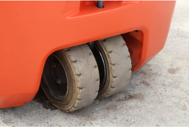 Električni viljuškar Toyota 8FBEK18T: slika 18 Električni viljuškar Toyota 8FBEK18T: slika 18