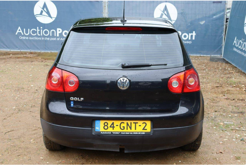 Volkswagen Golf FM Trendline - Automobil: slika 5 Volkswagen Golf FM Trendline - Automobil: slika 5