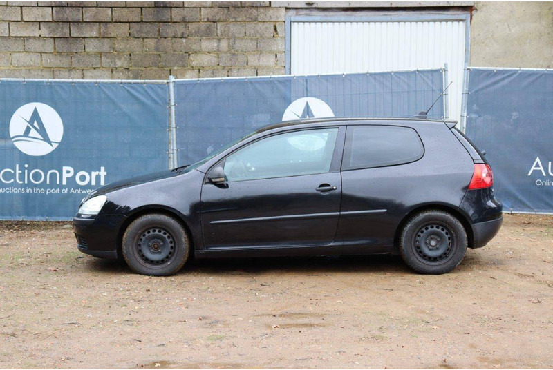 Volkswagen Golf FM Trendline - Automobil: slika 2 Volkswagen Golf FM Trendline - Automobil: slika 2