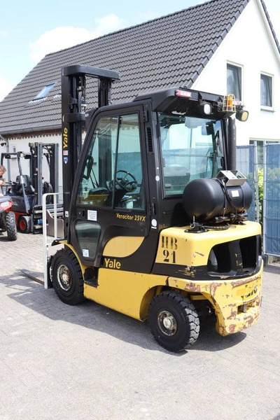 Yale GLP25VX V2770 - Gasni viljuškar: slika 4 Yale GLP25VX V2770 - Gasni viljuškar: slika 4