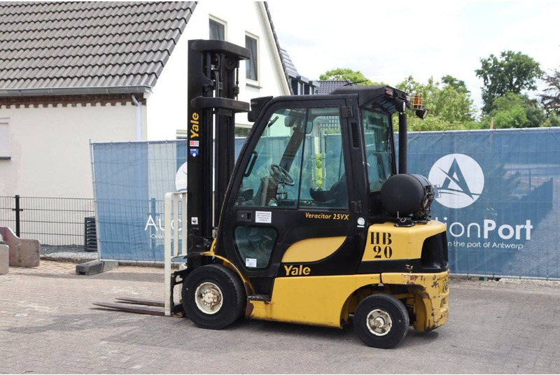 Yale GLP25VX V2770 - Gasni viljuškar: slika 3 Yale GLP25VX V2770 - Gasni viljuškar: slika 3