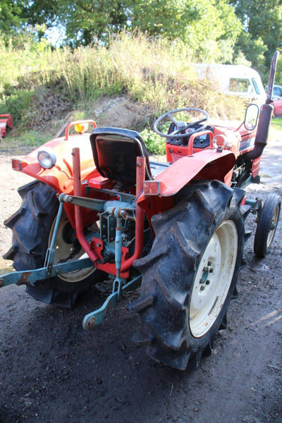 Yanmar YM2202 - Traktor: slika 5 Yanmar YM2202 - Traktor: slika 5