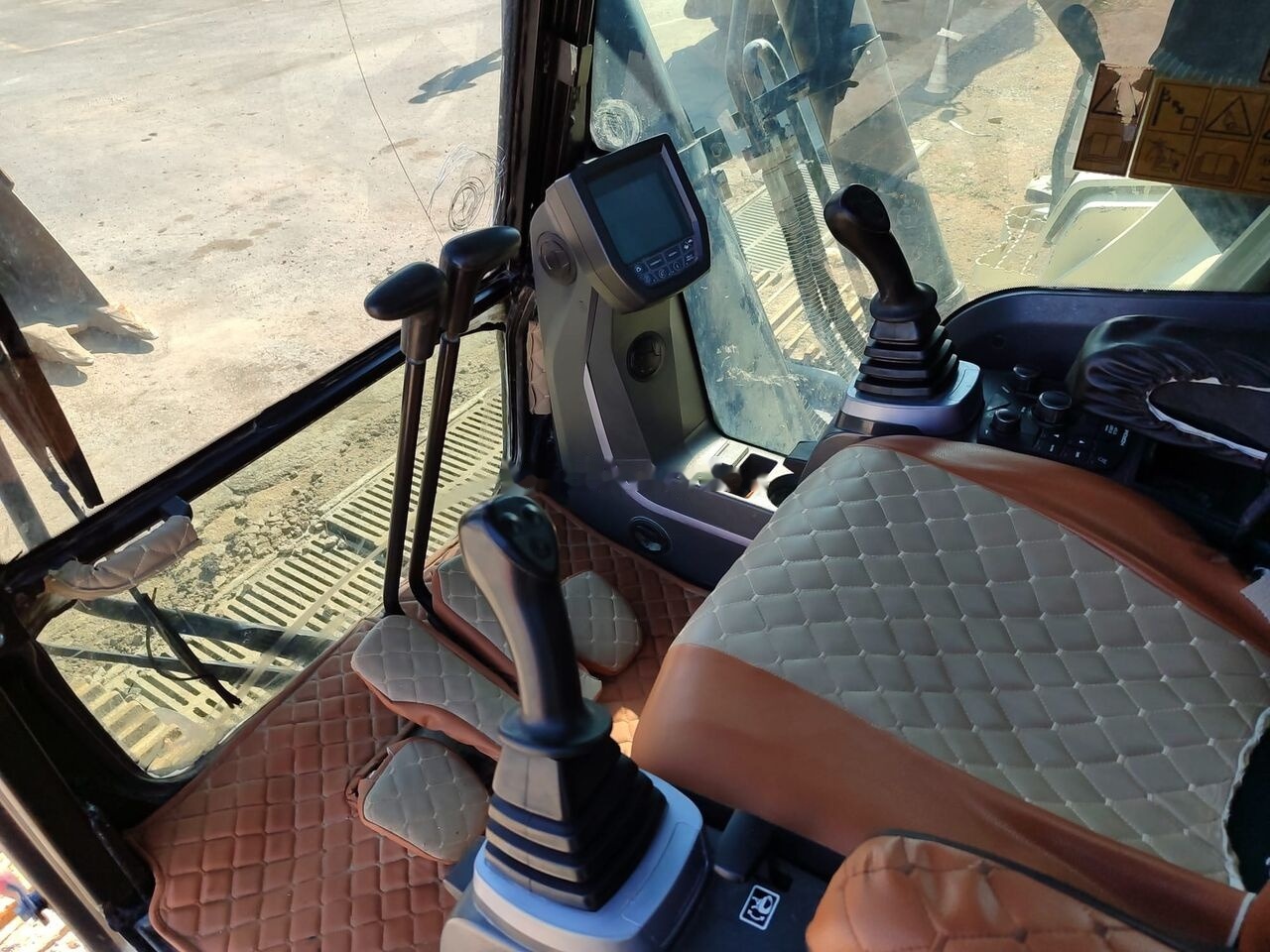 Bager guseničar Hidromek 2021 HIDROMEK HMK 370LC PALETTE EXCAVATOR: slika 15