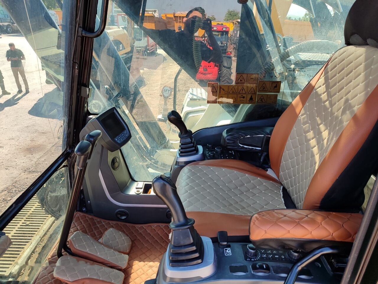 Bager guseničar Hidromek 2021 HIDROMEK HMK 370LC PALETTE EXCAVATOR: slika 14