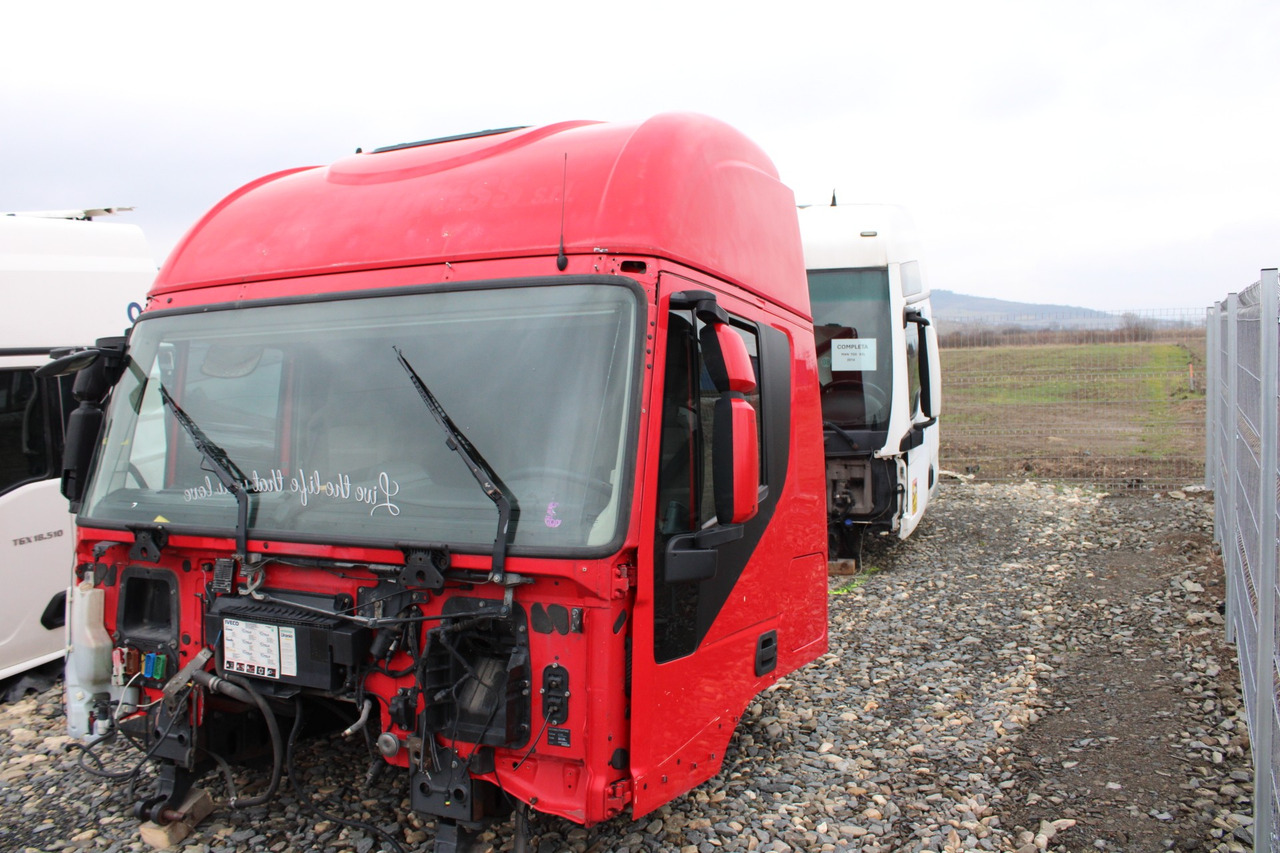 CABINA IVECO STRALIS HI-WAY - Kabina za Kamion: slika 2 CABINA IVECO STRALIS HI-WAY - Kabina za Kamion: slika 2