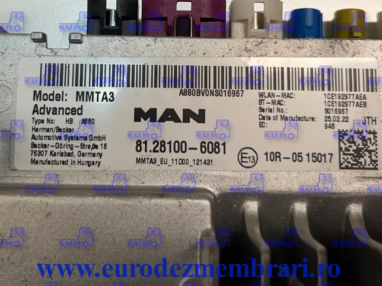 ELEMENT BORD RADIO MAN MMT3 81.28100.6081 - Kabina i enterijer za Kamion: slika 2 ELEMENT BORD RADIO MAN MMT3 81.28100.6081 - Kabina i enterijer za Kamion: slika 2