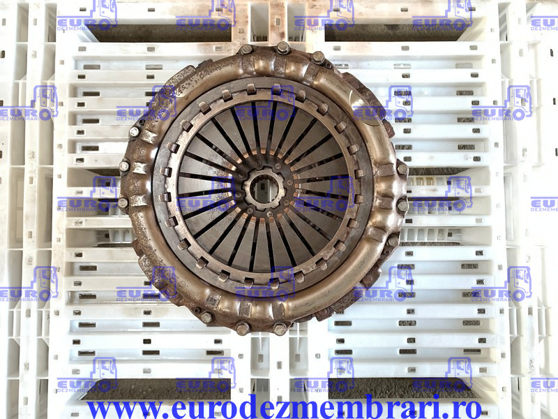 KIT AMBREIAJ MASA DUBLA MERCEDES OM471LA 20069015086, A0262508003, A0262507903 - Kvačilo i delovi za Kamion: slika 1 KIT AMBREIAJ MASA DUBLA MERCEDES OM471LA 20069015086, A0262508003, A0262507903 - Kvačilo i delovi za Kamion: slika 1