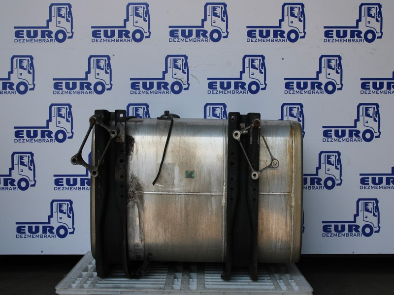 REZERVOR COMBUSTIBIL MAN 375L L=100 l=70 H=70 81.12201.5868, 81.12201.5919 - Rezervoar za gorivo za Kamion: slika 2 REZERVOR COMBUSTIBIL MAN 375L L=100 l=70 H=70 81.12201.5868, 81.12201.5919 - Rezervoar za gorivo za Kamion: slika 2