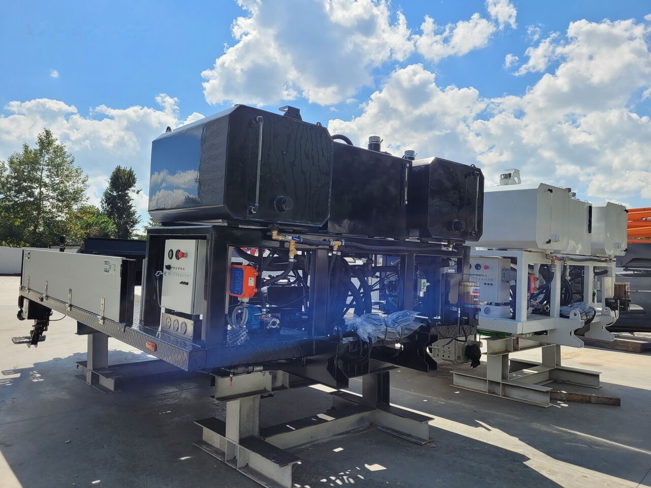 MERCEDES-BENZ New BMS BLP 14-09 on chassis - Auto pumpa za beton: slika 4 MERCEDES-BENZ New BMS BLP 14-09 on chassis - Auto pumpa za beton: slika 4