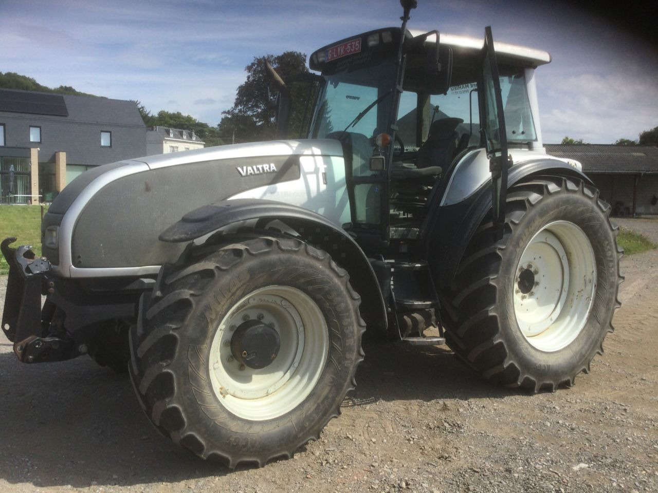 Valtra T190 - Traktor: slika 2 Valtra T190 - Traktor: slika 2