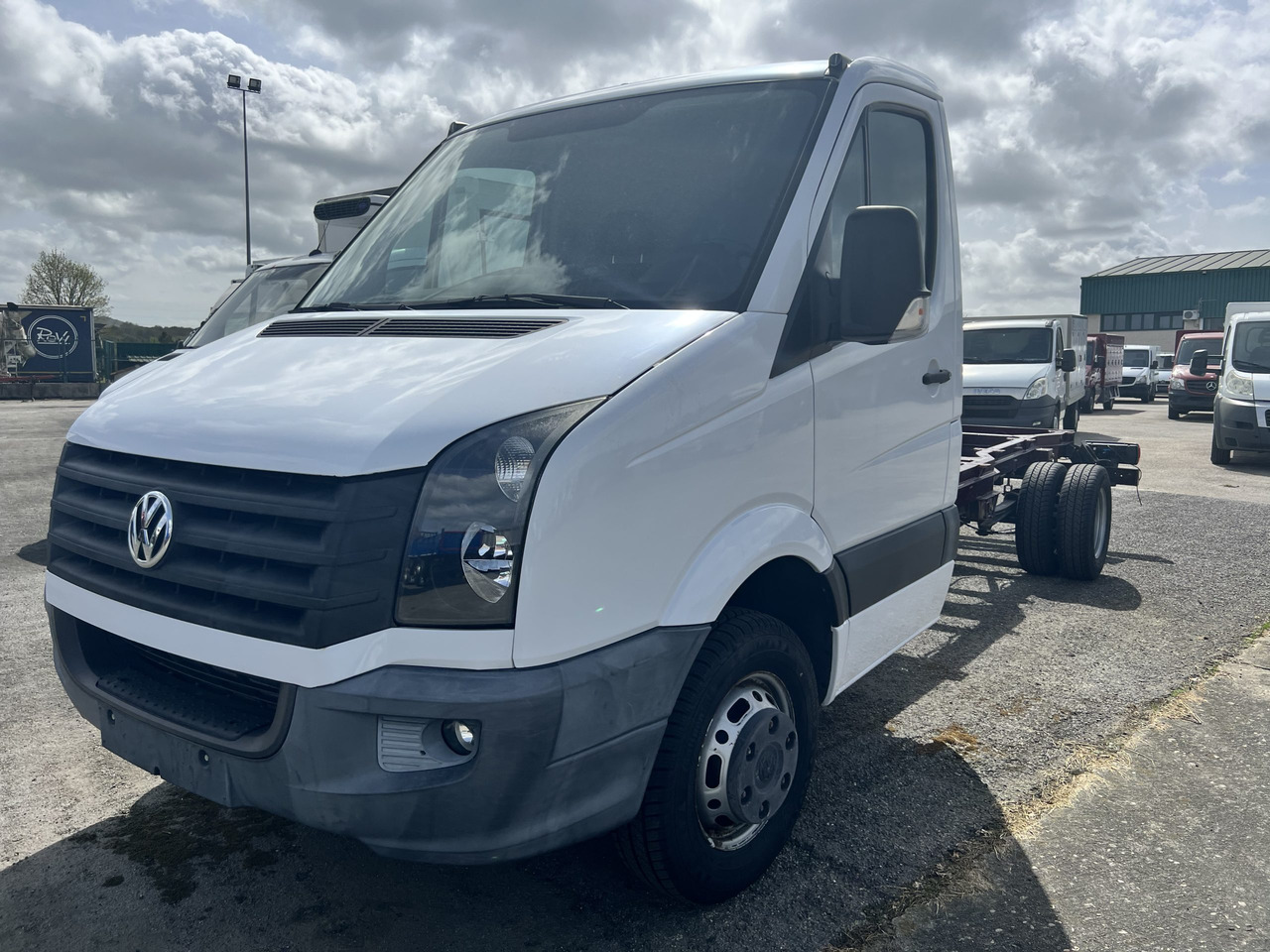 VOLKSWAGEN EN CHASIS - Dostavno vozilo: slika 3 VOLKSWAGEN EN CHASIS - Dostavno vozilo: slika 3