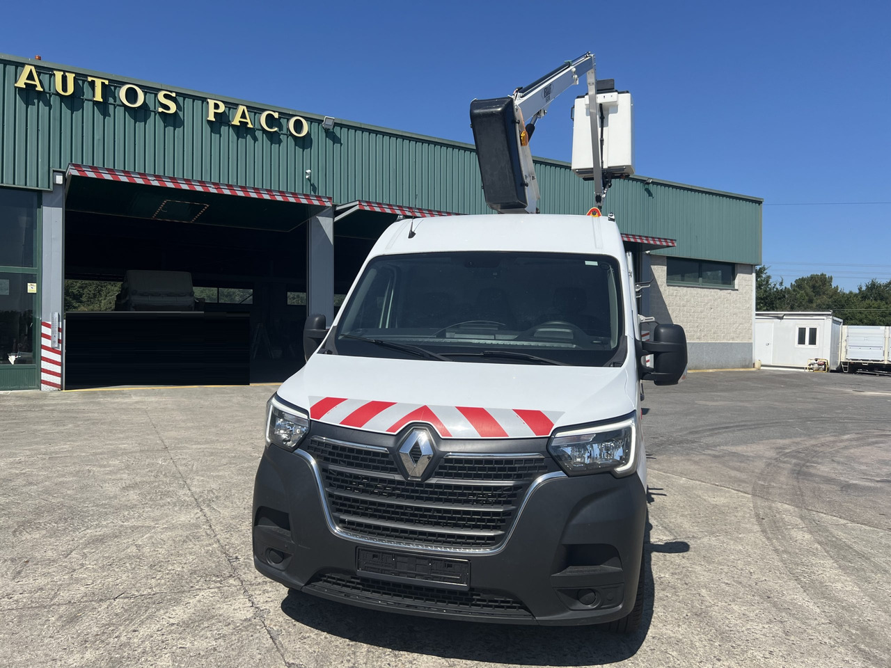 FURGON CON CESTA RENAULT MASTER - Vazdušna platforma montirana na kamion: slika 1 FURGON CON CESTA RENAULT MASTER - Vazdušna platforma montirana na kamion: slika 1