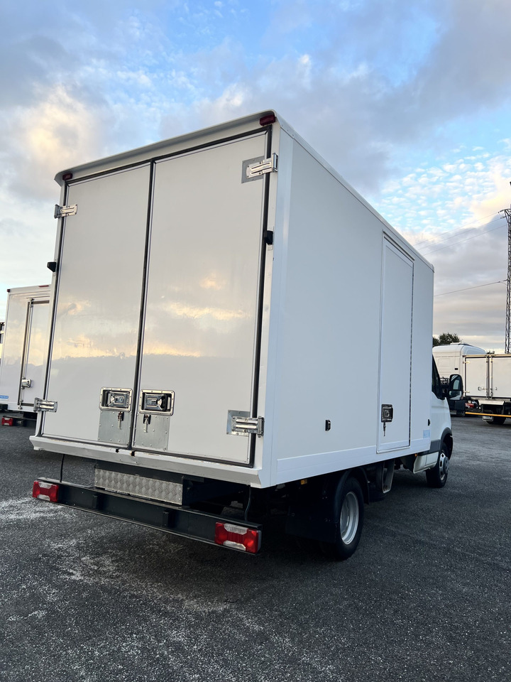 Dostavno vozilo sa zatvorenim sandukom IVECO 35C15 CAJA CERRADA: slika 11