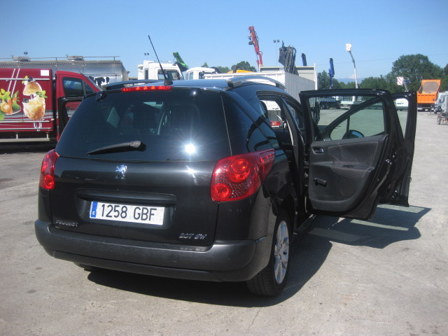 PEUGEOT 207 SW - Automobil: slika 1 PEUGEOT 207 SW - Automobil: slika 1