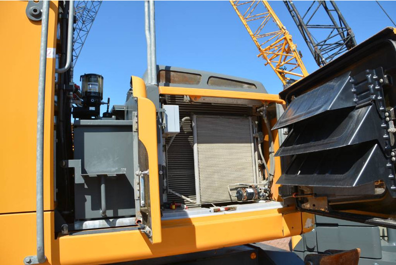 Bager za obradu otpada/ Industrije za prevoz smeća Liebherr LH 22 M: slika 14