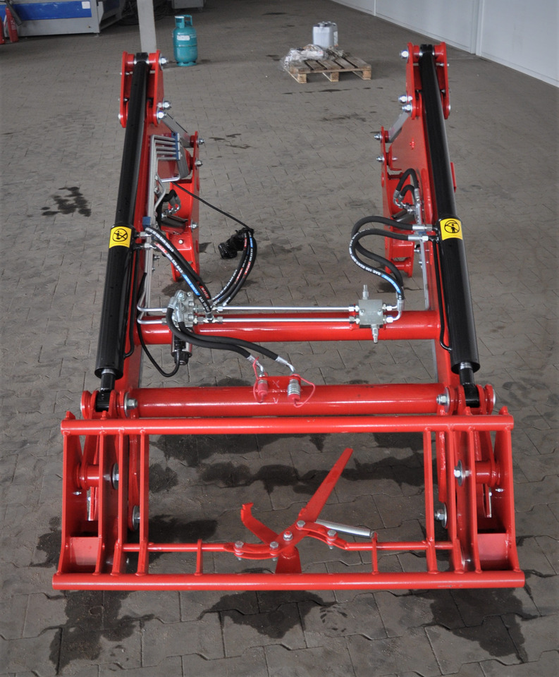 Metal - Technik Ładowacz czoŁowy / Frontlader / Front loader / Фронтальный погрузчик - Prednji utovarivač za traktor: slika 4 Metal - Technik Ładowacz czoŁowy / Frontlader / Front loader / Фронтальный погрузчик - Prednji utovarivač za traktor: slika 4