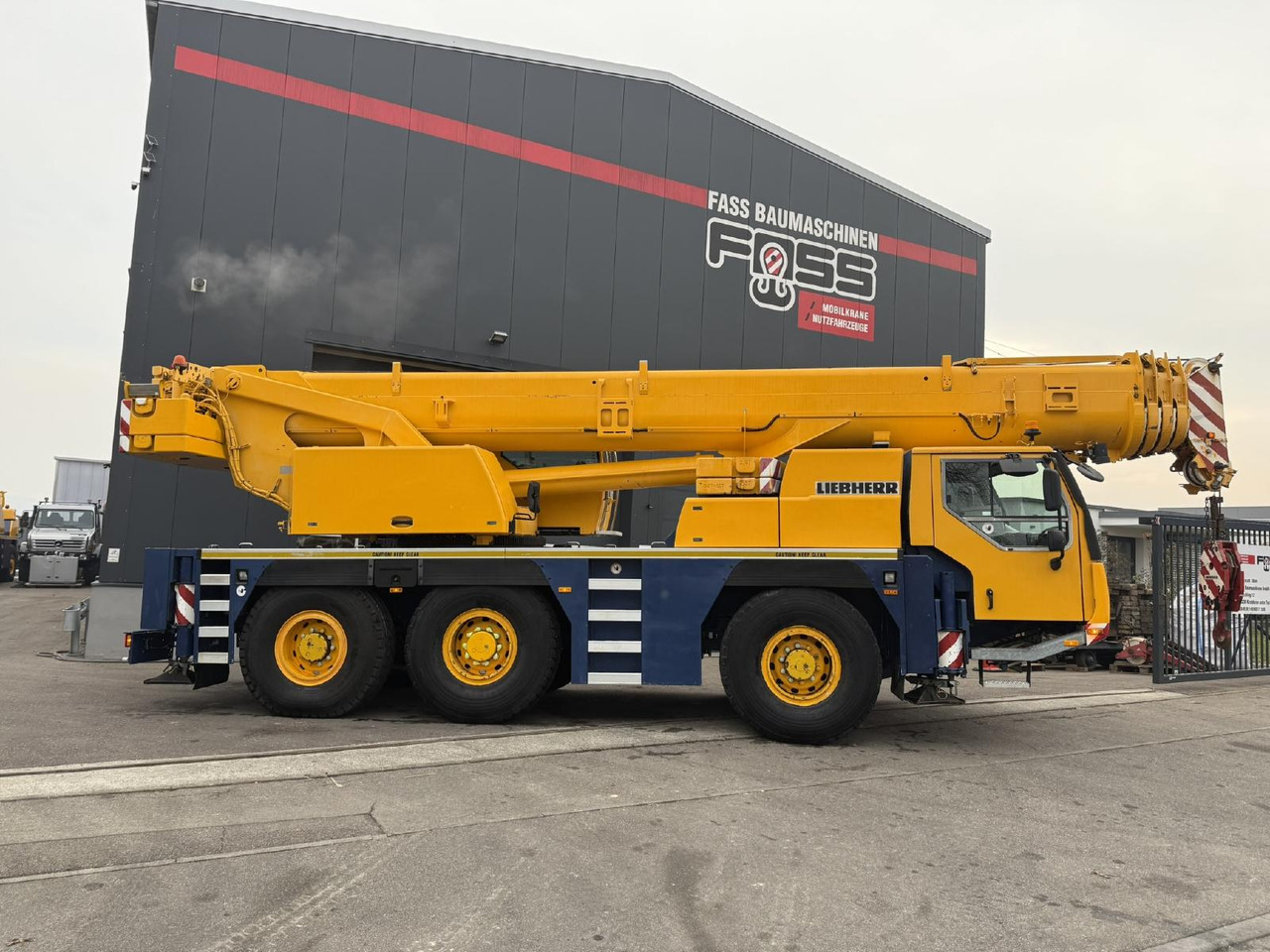 Liebherr LTM 1055-3.1 (06 - 055 996) | 6 x 6 - Pokretni kran: slika 5 Liebherr LTM 1055-3.1 (06 - 055 996) | 6 x 6 - Pokretni kran: slika 5