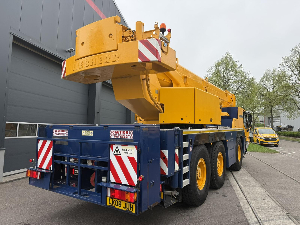 Liebherr LTM 1055-3.2 (08 - 084 745) | 6 x 6 - Pokretni kran: slika 4 Liebherr LTM 1055-3.2 (08 - 084 745) | 6 x 6 - Pokretni kran: slika 4