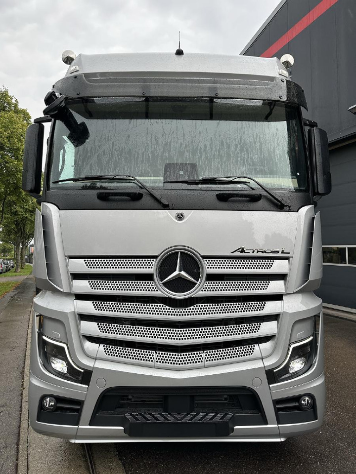 Mercedes Benz Actros 2652 LS 6x4 | NEUFAHRZEUGE | ZGG 120 to - Tegljač: slika 5 Mercedes Benz Actros 2652 LS 6x4 | NEUFAHRZEUGE | ZGG 120 to - Tegljač: slika 5