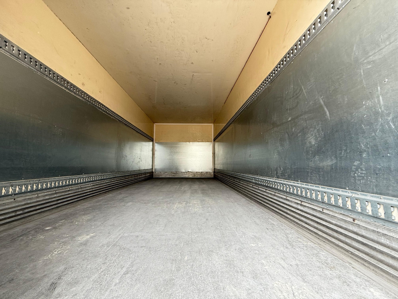 IVECO ML180E28P Eurocargo E5 (Isothermal) - Druga mašina: slika 5 IVECO ML180E28P Eurocargo E5 (Isothermal) - Druga mašina: slika 5