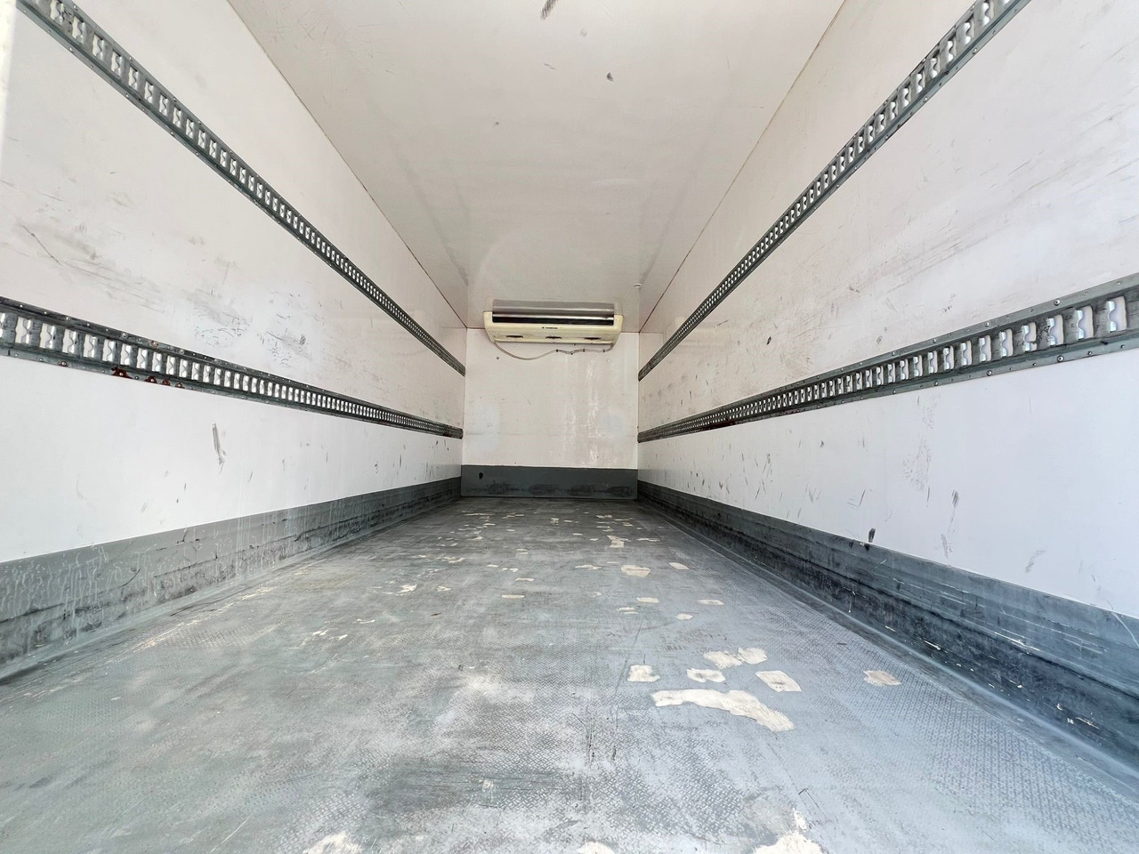 IVECO ML140E28 Eurocargo E6 (Refrigerator) - Hladnjača: slika 5 IVECO ML140E28 Eurocargo E6 (Refrigerator) - Hladnjača: slika 5