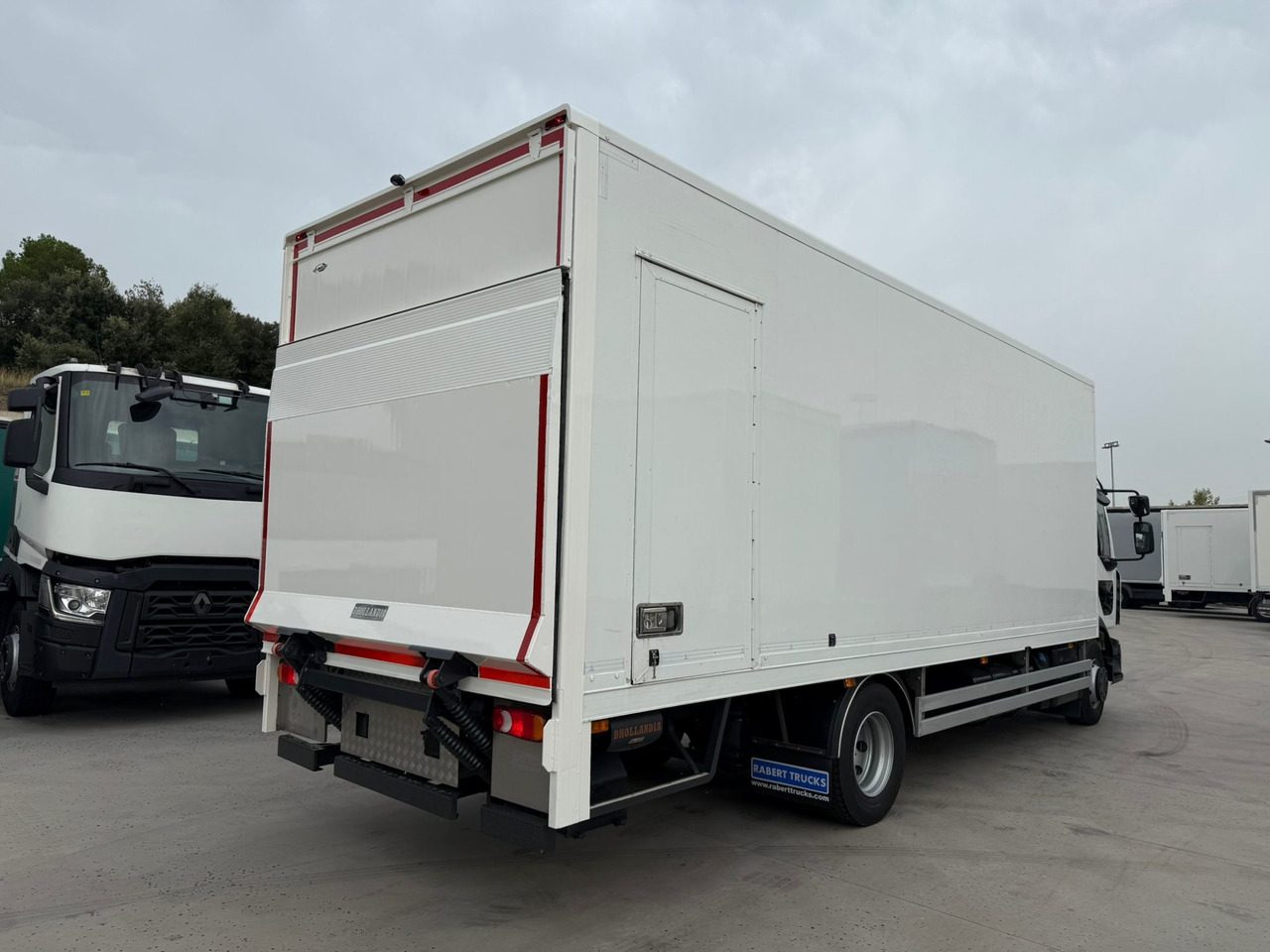 RENAULT D E6 (VAN) - Kamion sa zatvorenim sandukom: slika 3 RENAULT D E6 (VAN) - Kamion sa zatvorenim sandukom: slika 3
