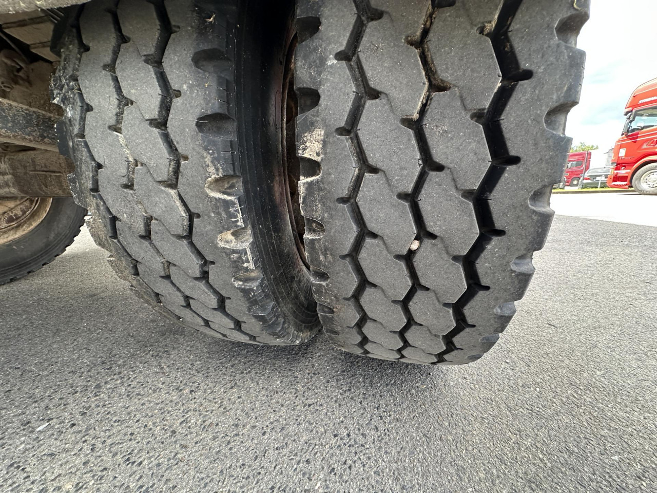 SCANIA R 450 CB6x4HHA - Kamion sa golom šasijom i zatvorenom kabinom: slika 4 SCANIA R 450 CB6x4HHA - Kamion sa golom šasijom i zatvorenom kabinom: slika 4
