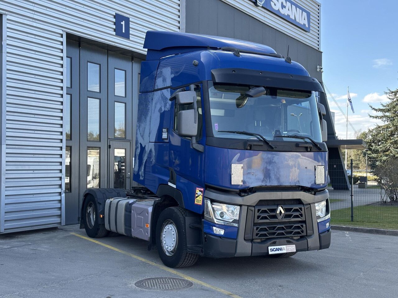 RENAULT T - Tegljač: slika 1 RENAULT T - Tegljač: slika 1