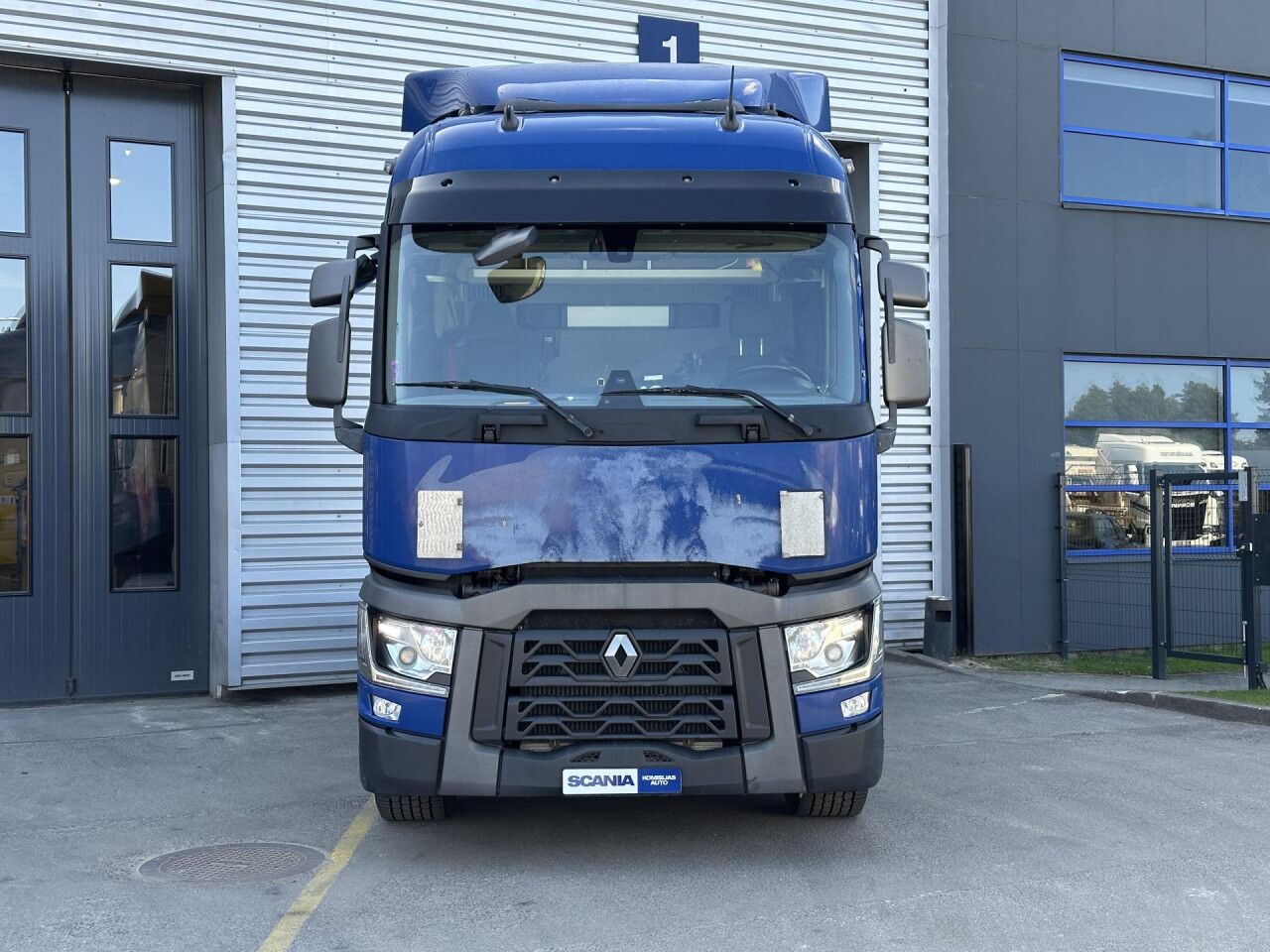 RENAULT T - Tegljač: slika 3 RENAULT T - Tegljač: slika 3