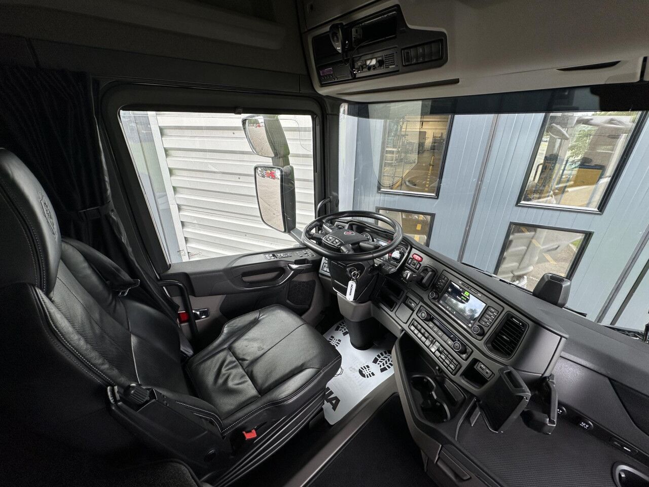 SCANIA R 500 A4x2NB - Tegljač: slika 3 SCANIA R 500 A4x2NB - Tegljač: slika 3