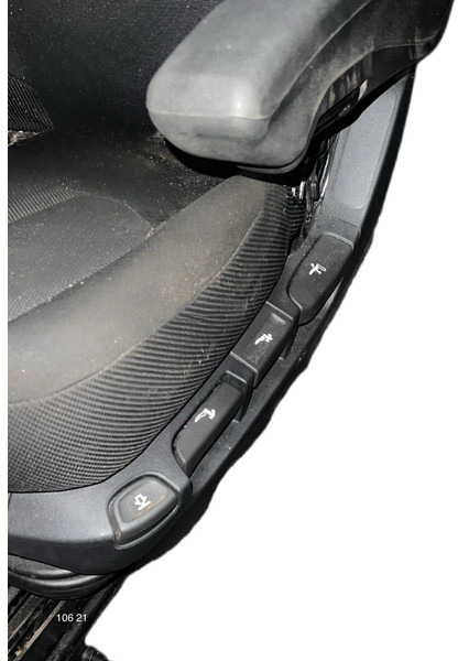 DAF XG 480 FT - Sedište: slika 2 DAF XG 480 FT - Sedište: slika 2