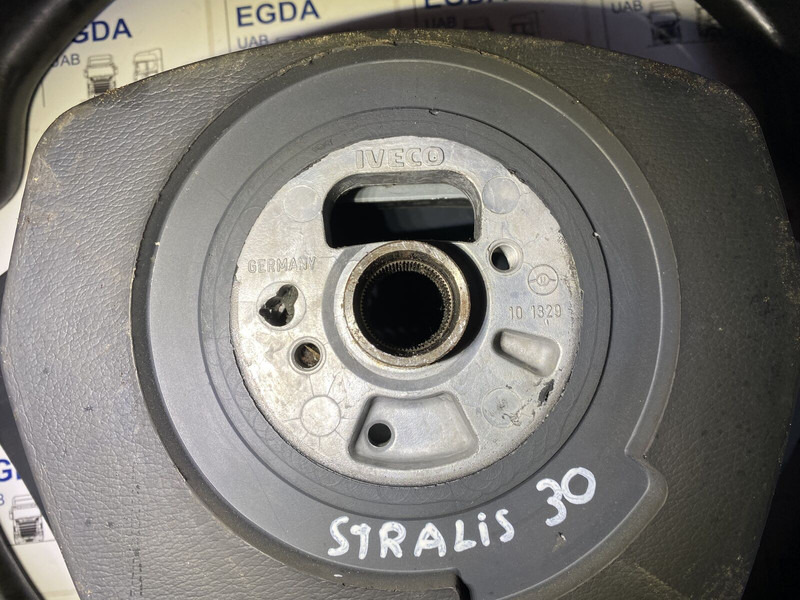 Iveco 2010 - Volan: slika 2 Iveco 2010 - Volan: slika 2