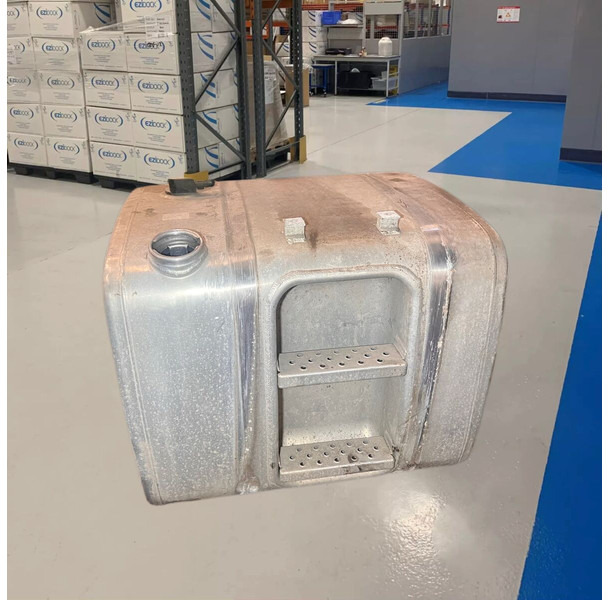 Iveco - Rezervoar za gorivo: slika 1 Iveco - Rezervoar za gorivo: slika 1