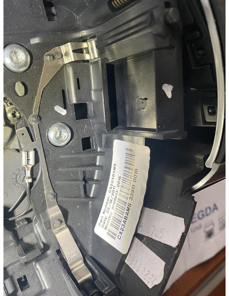 Jaguar XF 250 - Volan: slika 2 Jaguar XF 250 - Volan: slika 2