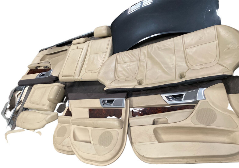 Jaguar XF 250 - Vrata i delovi: slika 2 Jaguar XF 250 - Vrata i delovi: slika 2