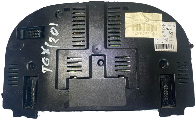 MAN - Komandna tabla: slika 2 MAN - Komandna tabla: slika 2