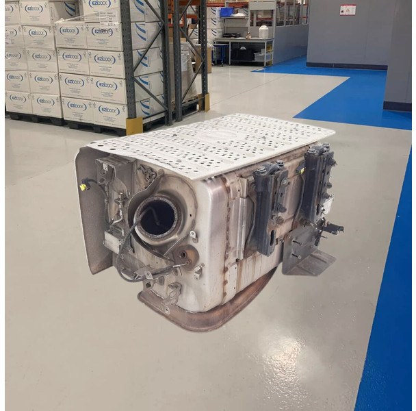 Mercedes-Benz - Katalizator: slika 1 Mercedes-Benz - Katalizator: slika 1