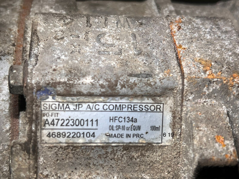 Mercedes-Benz - Kompresor klima uređaja: slika 2 Mercedes-Benz - Kompresor klima uređaja: slika 2