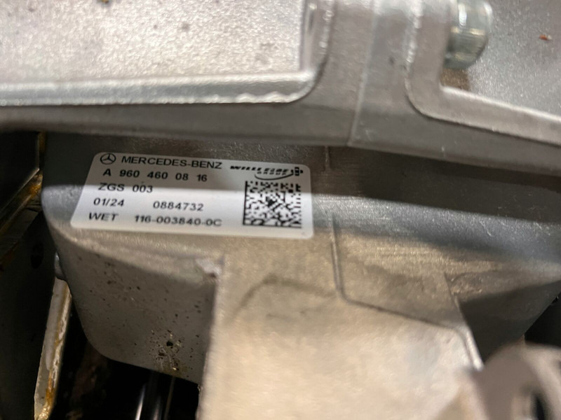 Mercedes-Benz MP5 - Stub upravljača: slika 4 Mercedes-Benz MP5 - Stub upravljača: slika 4