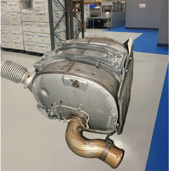 Renault - Katalizator: slika 1 Renault - Katalizator: slika 1