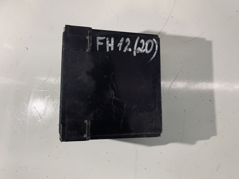 Volvo FH 12 - Upravljačka jedinica: slika 2 Volvo FH 12 - Upravljačka jedinica: slika 2