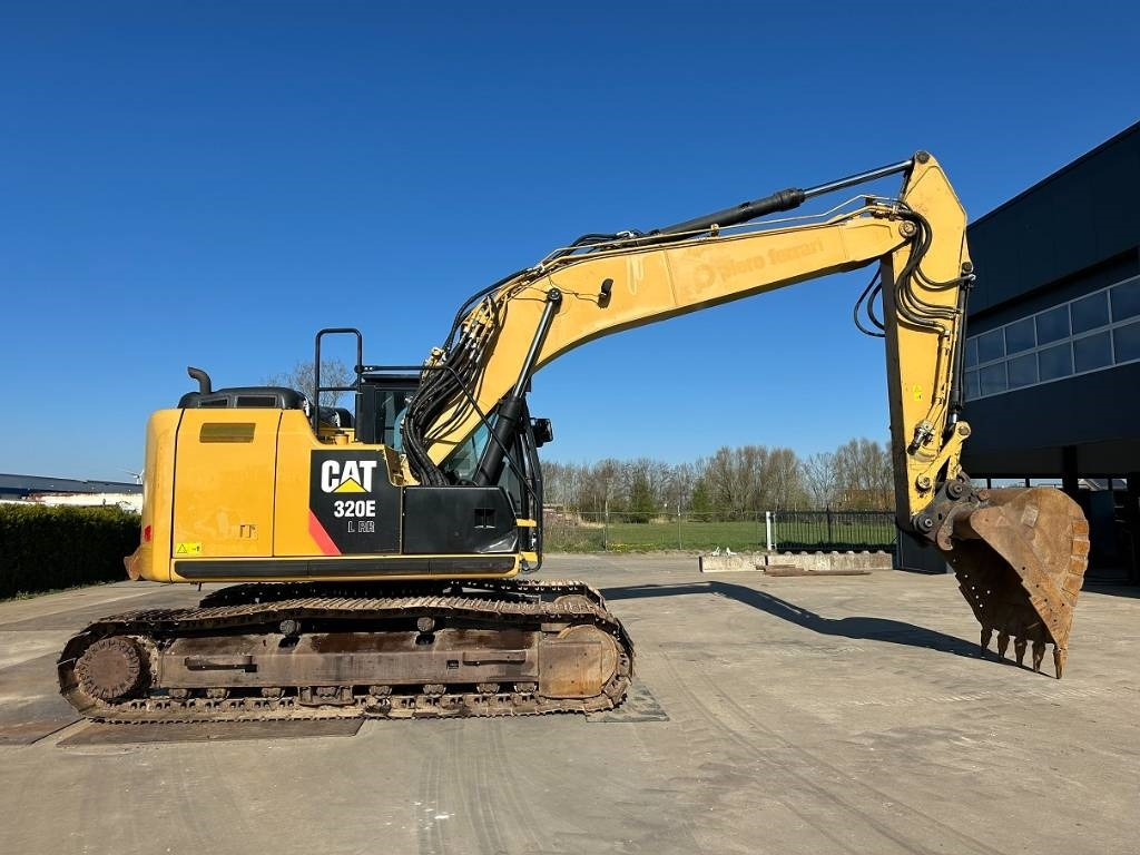CAT 320 E - Bager guseničar: slika 5 CAT 320 E - Bager guseničar: slika 5