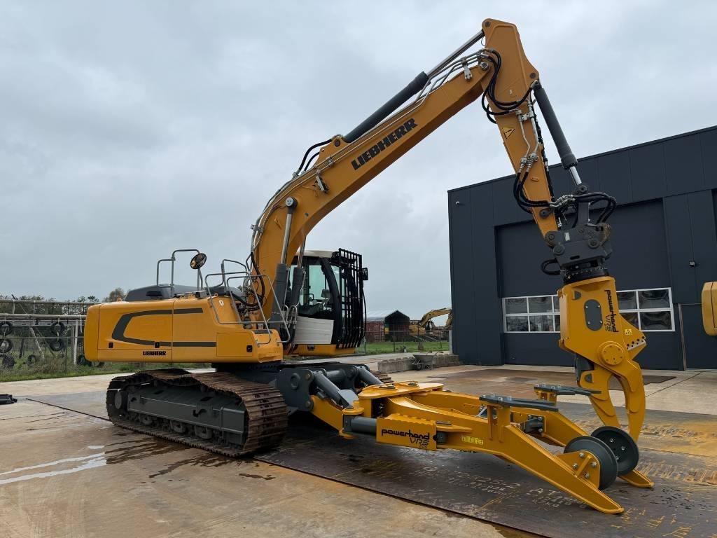 Liebherr R922 LC car dismantler - Bager za rušenje: slika 4 Liebherr R922 LC car dismantler - Bager za rušenje: slika 4